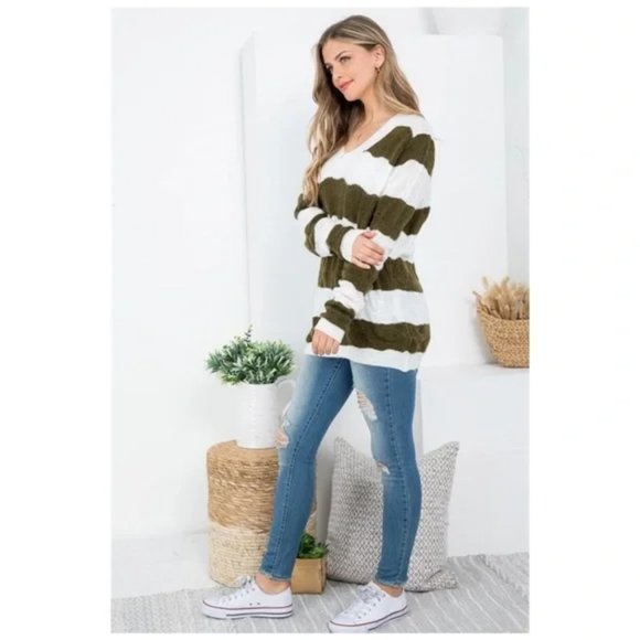 NWT Boutique Olive green and white striped fuzzy v-neck sweater - Picture 4 of 6